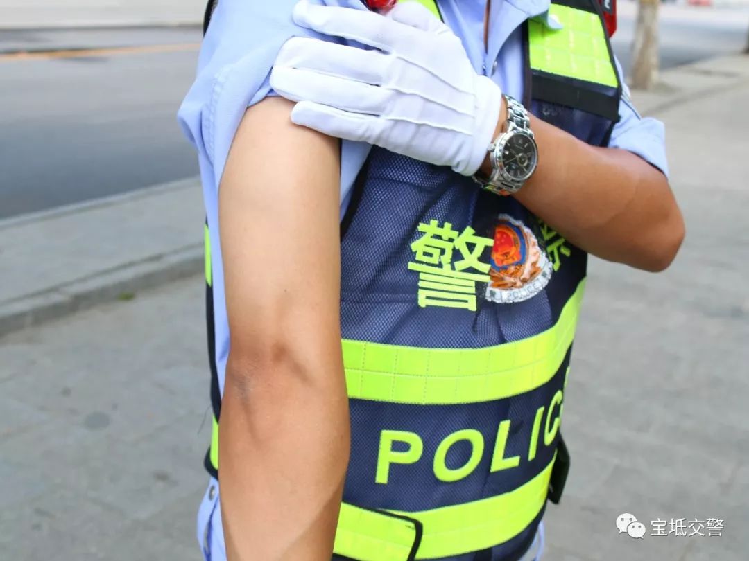 关于社区盾国际比赛日再迎强敌，阿斯顿维拉官宣签约，主帅态度：赛场秩序良好，轮换策略成焦点的信息